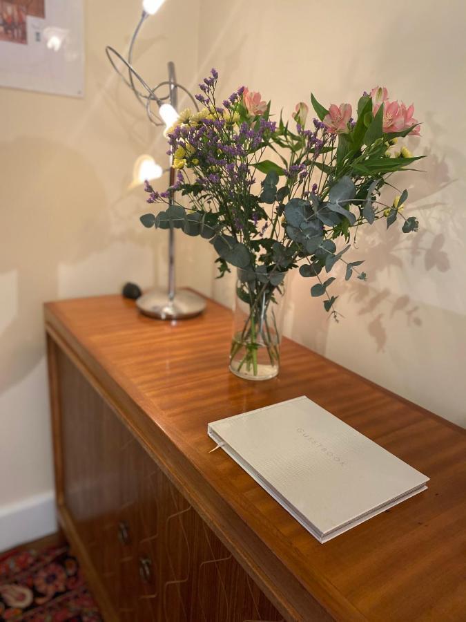 Relaxing Townhouse In The Heart Of Bridport Villa Екстериор снимка