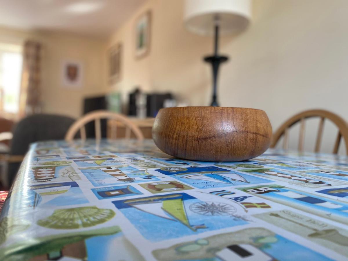 Relaxing Townhouse In The Heart Of Bridport Villa Екстериор снимка